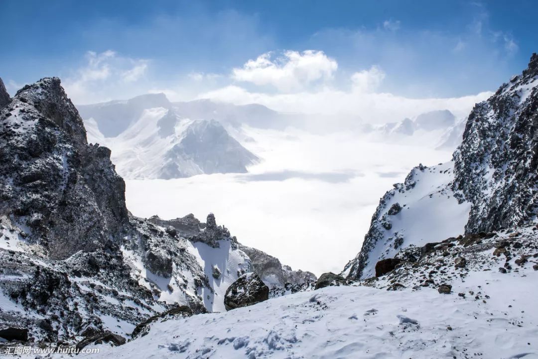 公告精选：飞龙股份业绩大幅预增；长白山称目前冰雪项目收入占比仍较小