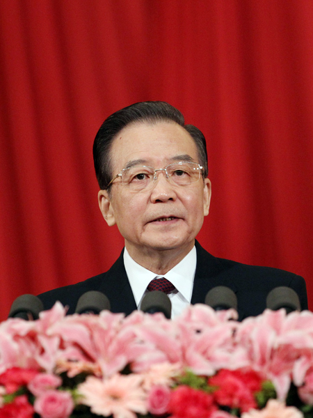 证监会主席吴清出席十四届全国人大二次会议经济主题记者会 坚持“两强两严”监管理念 推动上市公司提高质量