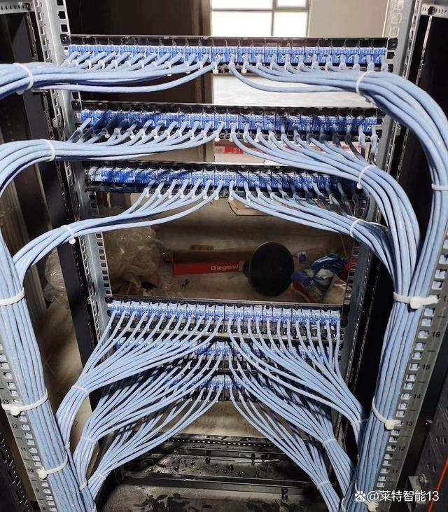 萤石网络：子公司拟签订智能化工程二期建设施工合同