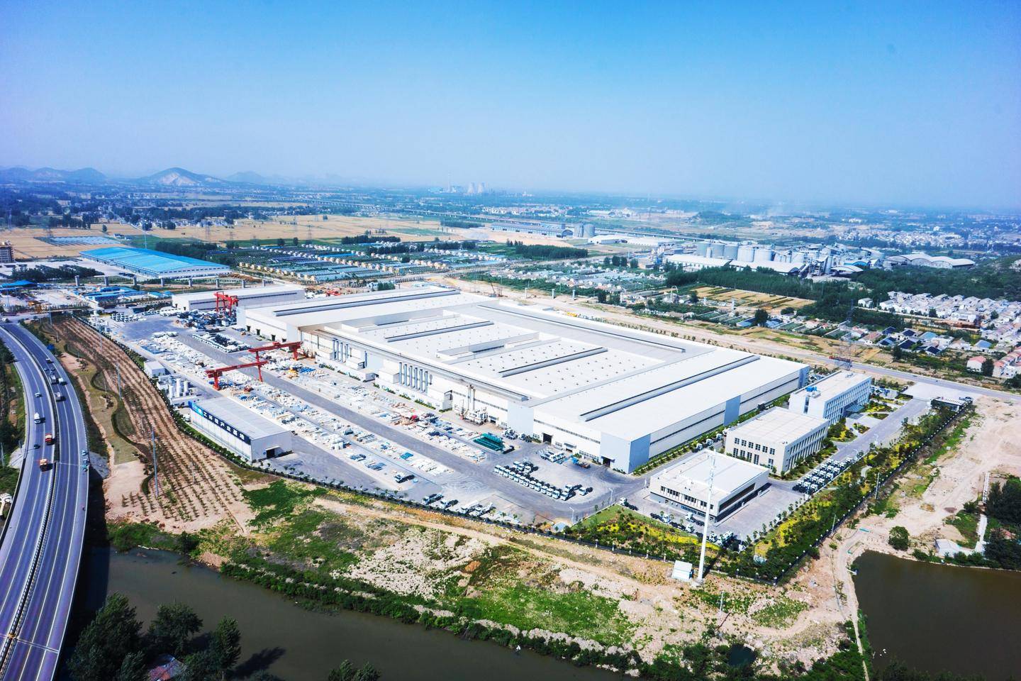 中原高速：拟投资3000万元设立全资子公司 加速推动数字化转型