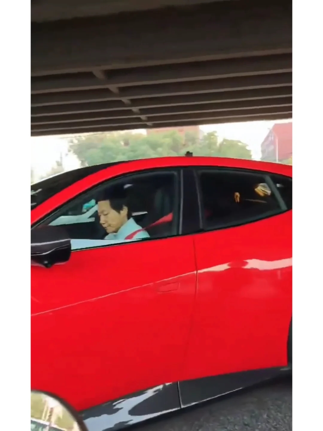 雷军：会认真讨论进一步提产小米汽车