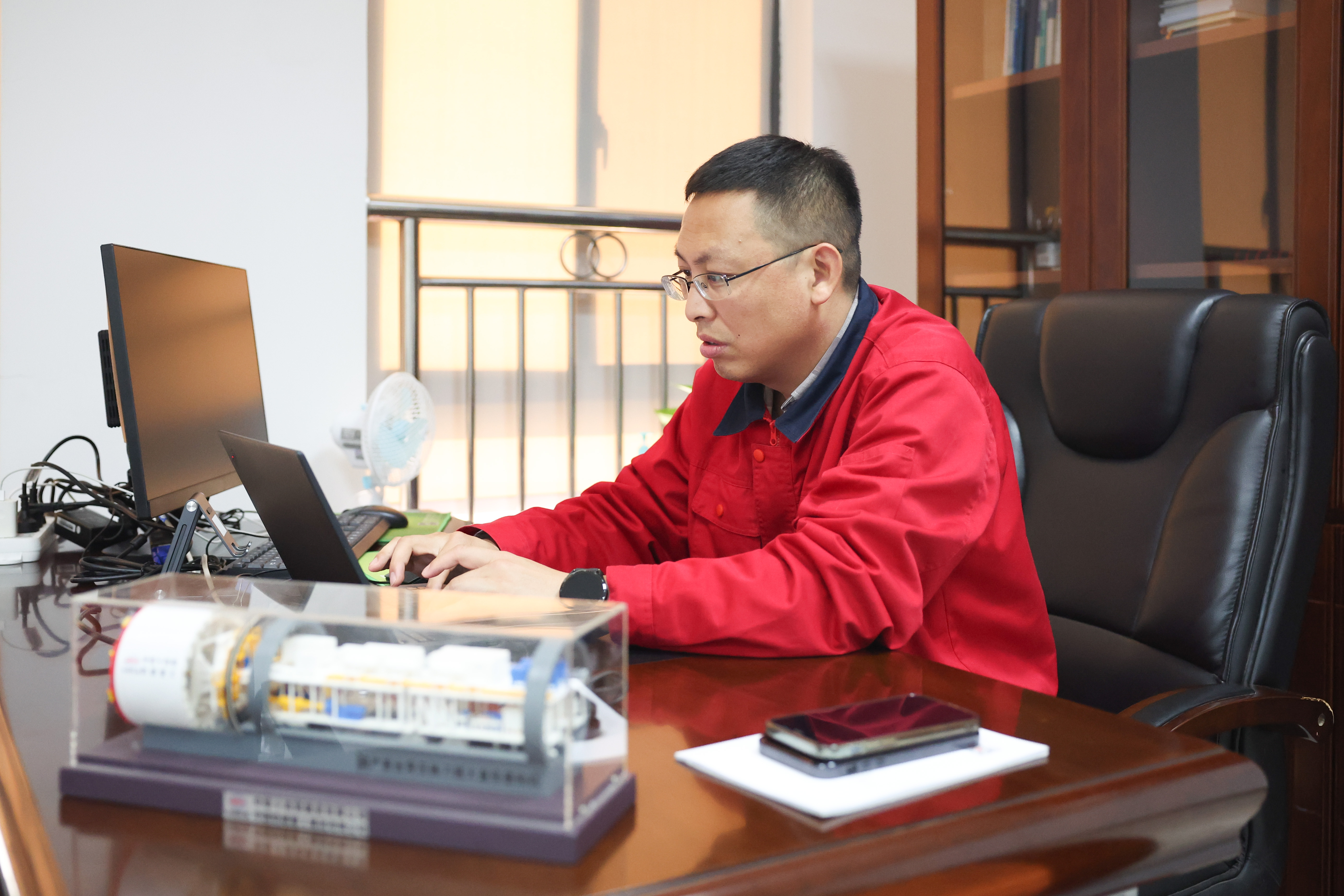 张坤 “杀入”韩国！李耀柱、冯波最新持仓曝光