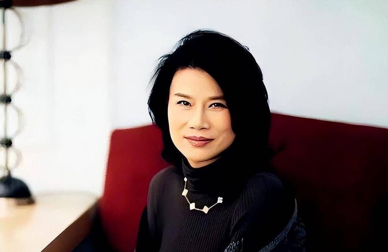 董明珠，再干3年！回应格力管理层年轻化