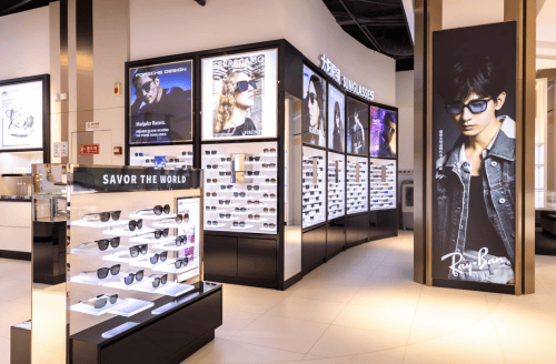 中国中免：市内免税店还有9家在筹备中