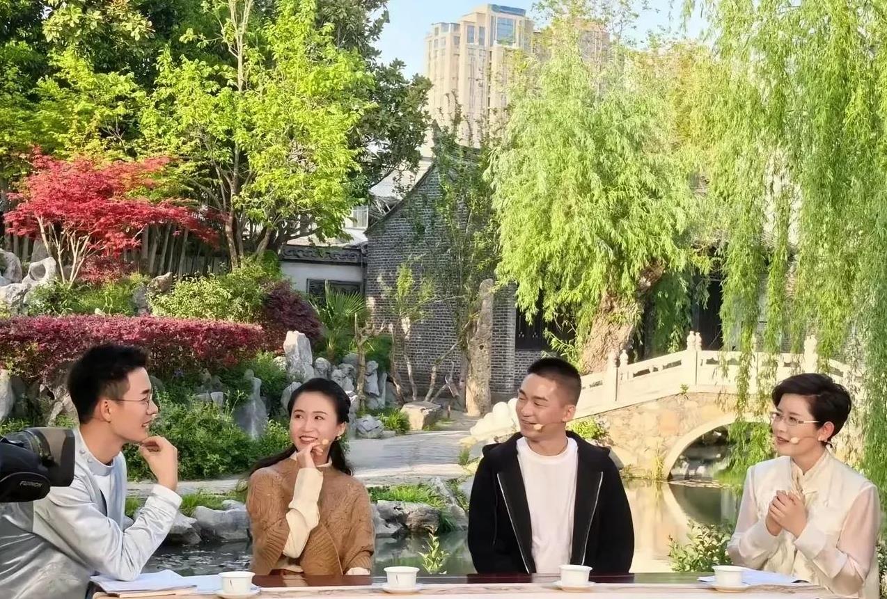 王宁与兰州大学校长杨勇平会谈