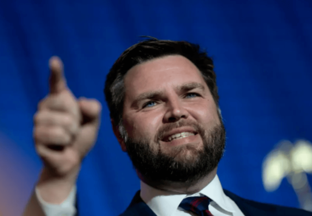 特朗普首次表态接班人选