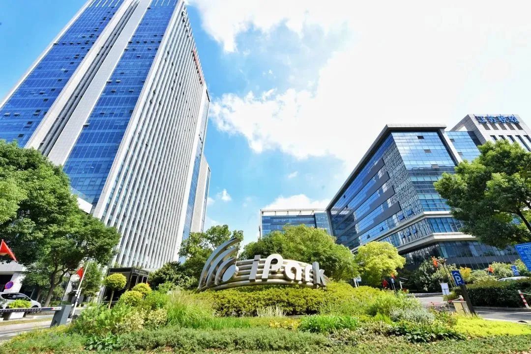 山煤国际:上半年净利润6.55亿元,同比下降49.25%