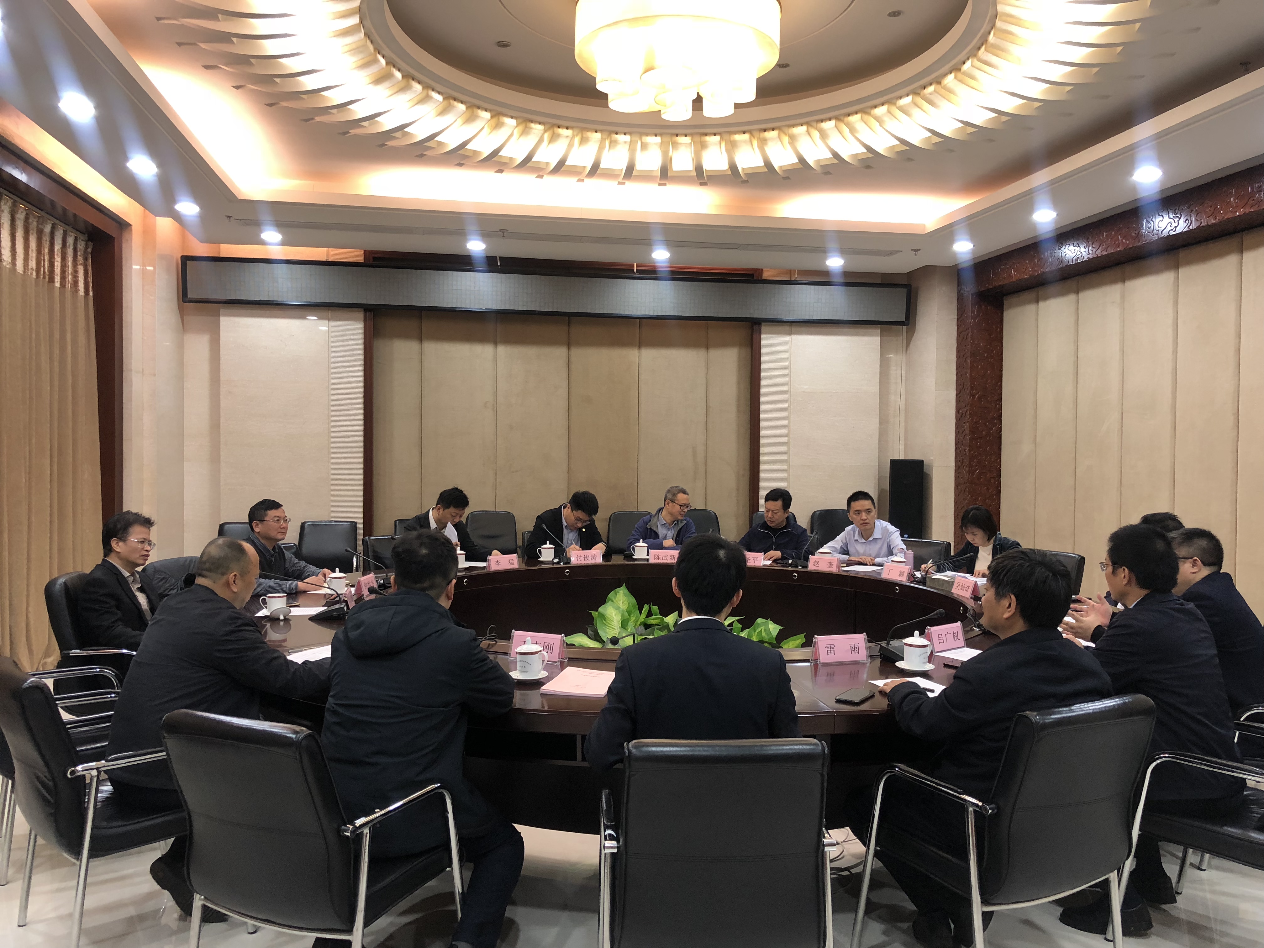 亚泰集团与中国联通吉林公司、中国石化吉林公司分别签署战略合作协议