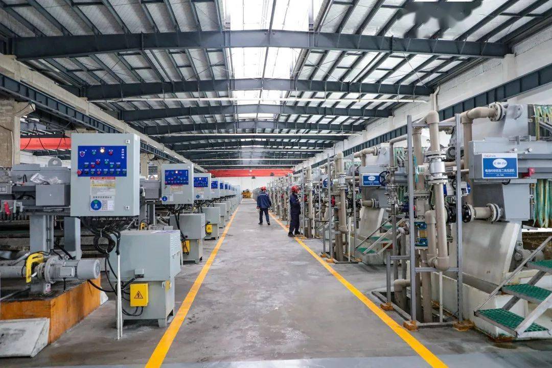 中伟股份超高镍三元前驱体市占率89.5% 强势领跑固态电池材料赛道