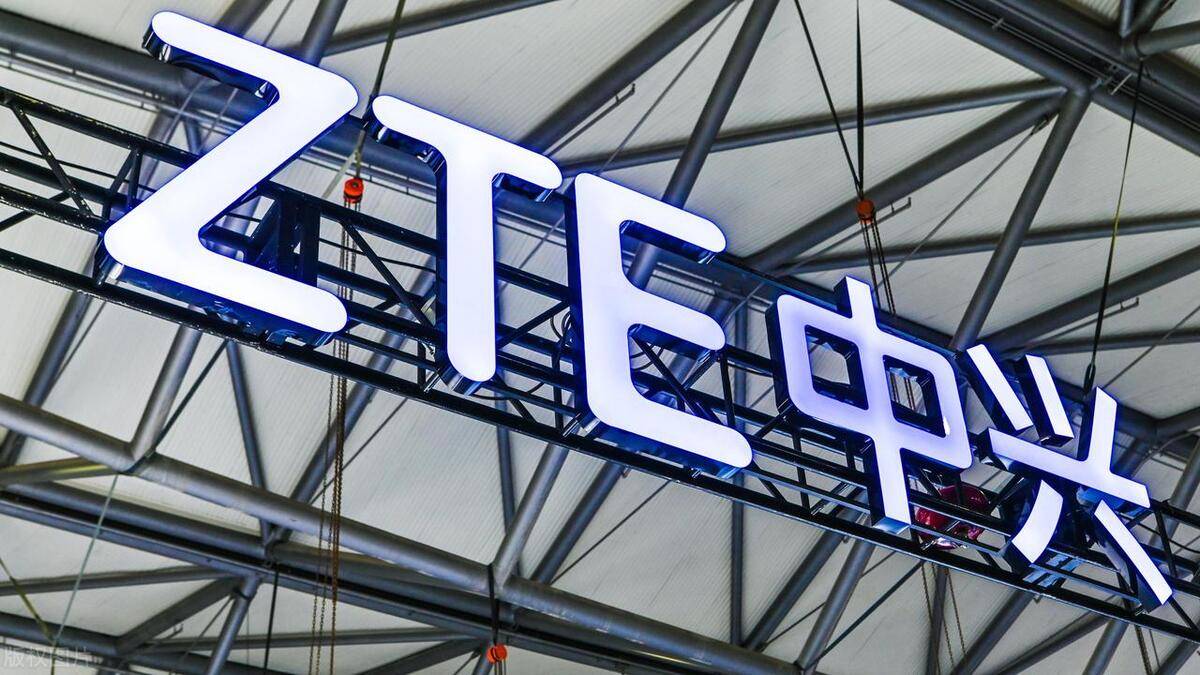 中国人民银行副行长、国家外汇局局长朱鹤新： 外汇市场活力和韧性增强 应对外部风险挑战底气更足