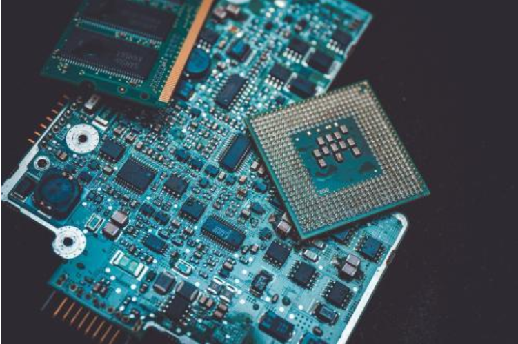 美光科技第四财季营收同比增长46%