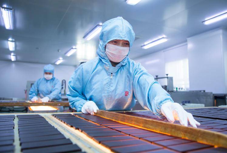 飞鹤2025年半年报：营收91.5亿元筑牢基本盘，科技创新与全球化双轮驱动长期价值增长