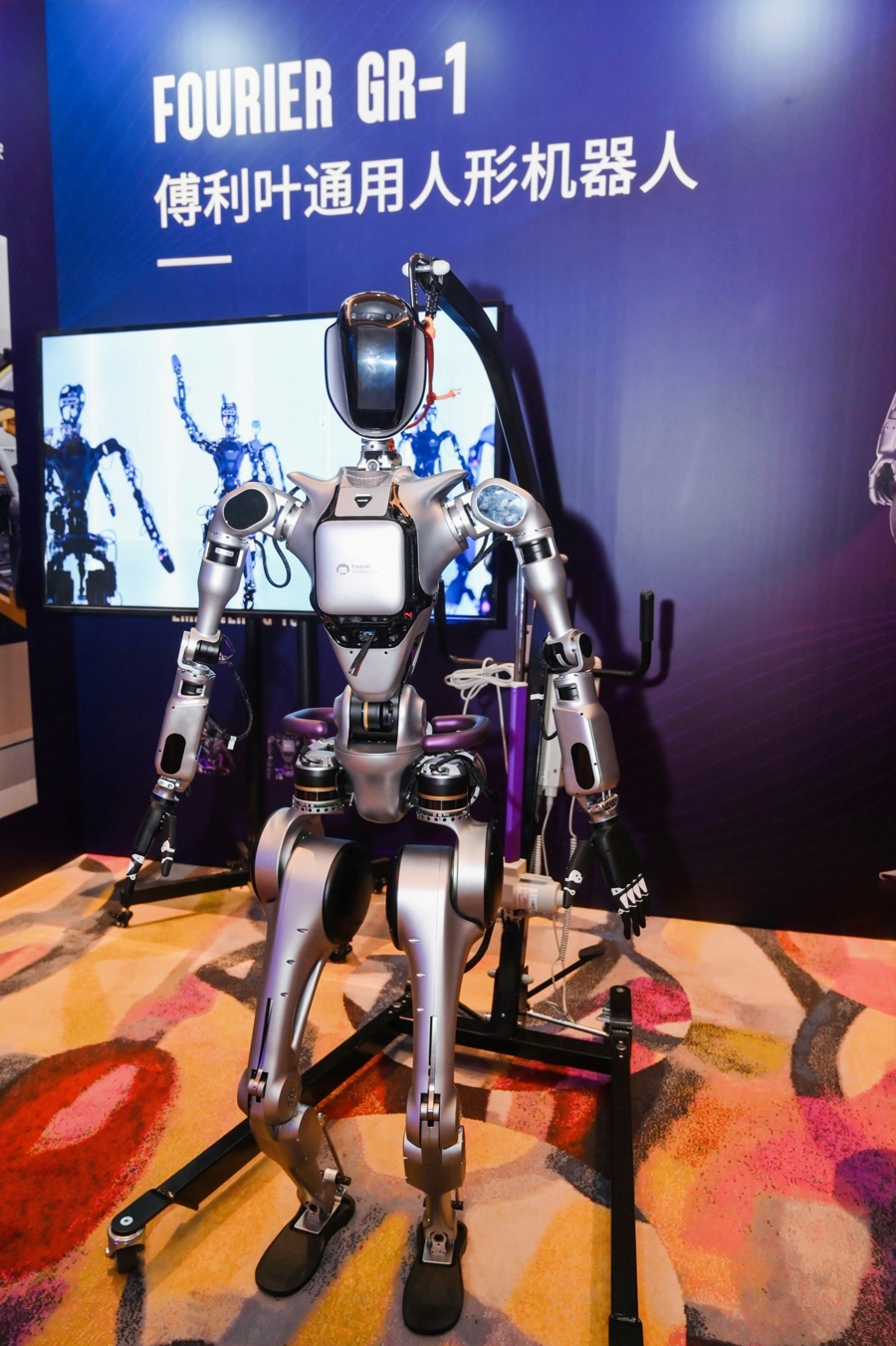 永贵电器：轨交板块驱动营收高增，新能源、具身智能多领域布局打开增长空间